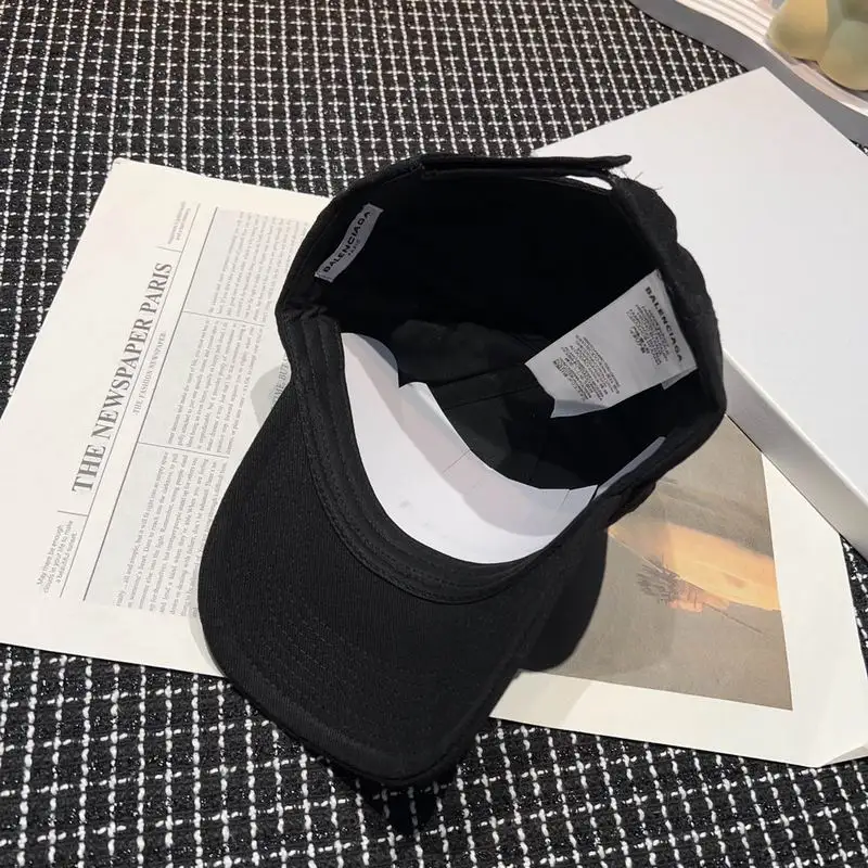 Balenciaga cap (145)